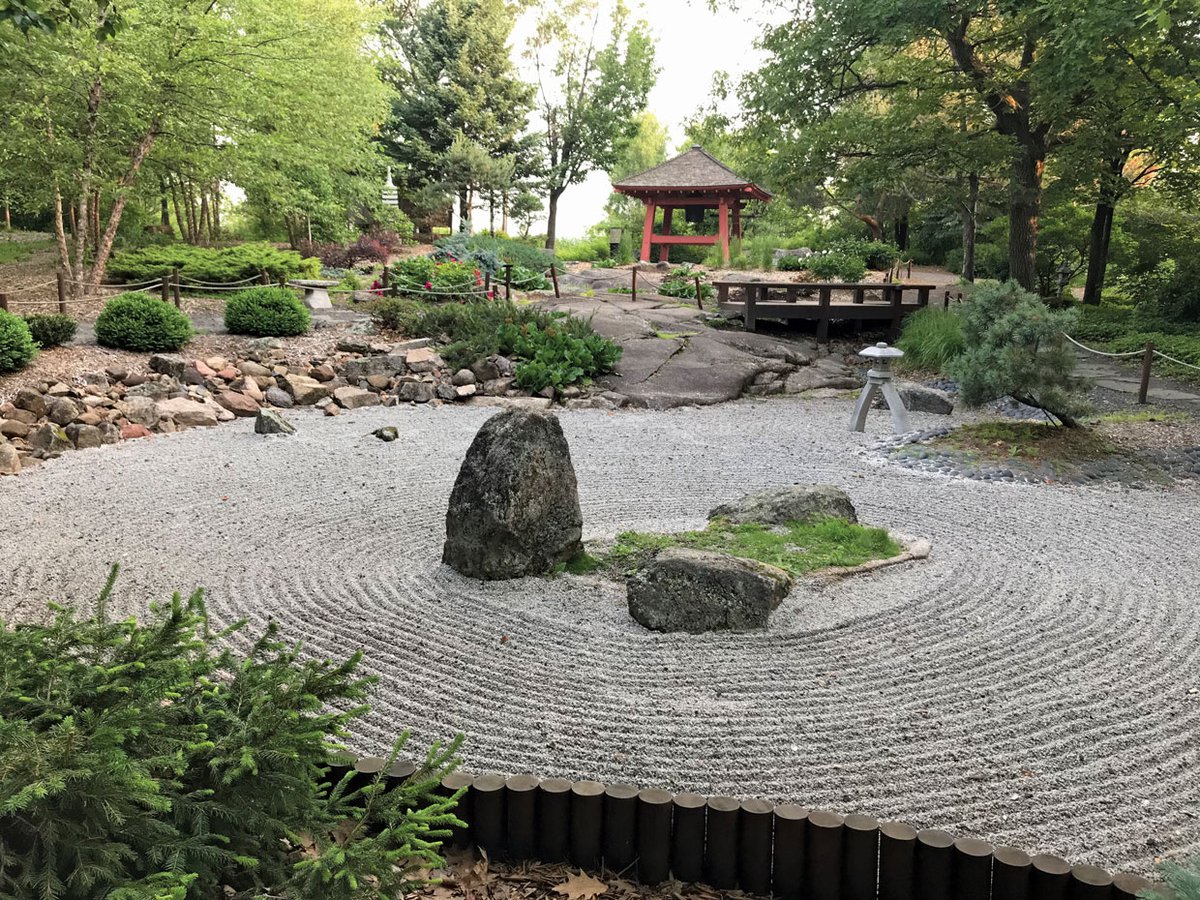 Moments of Zen - A Garden Grown, Sister to Sister - Lake Superior Magazine